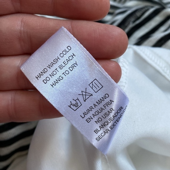 Doe and Rae NWOT striped t-shirt dress with pockets. - Picture 14 of 14